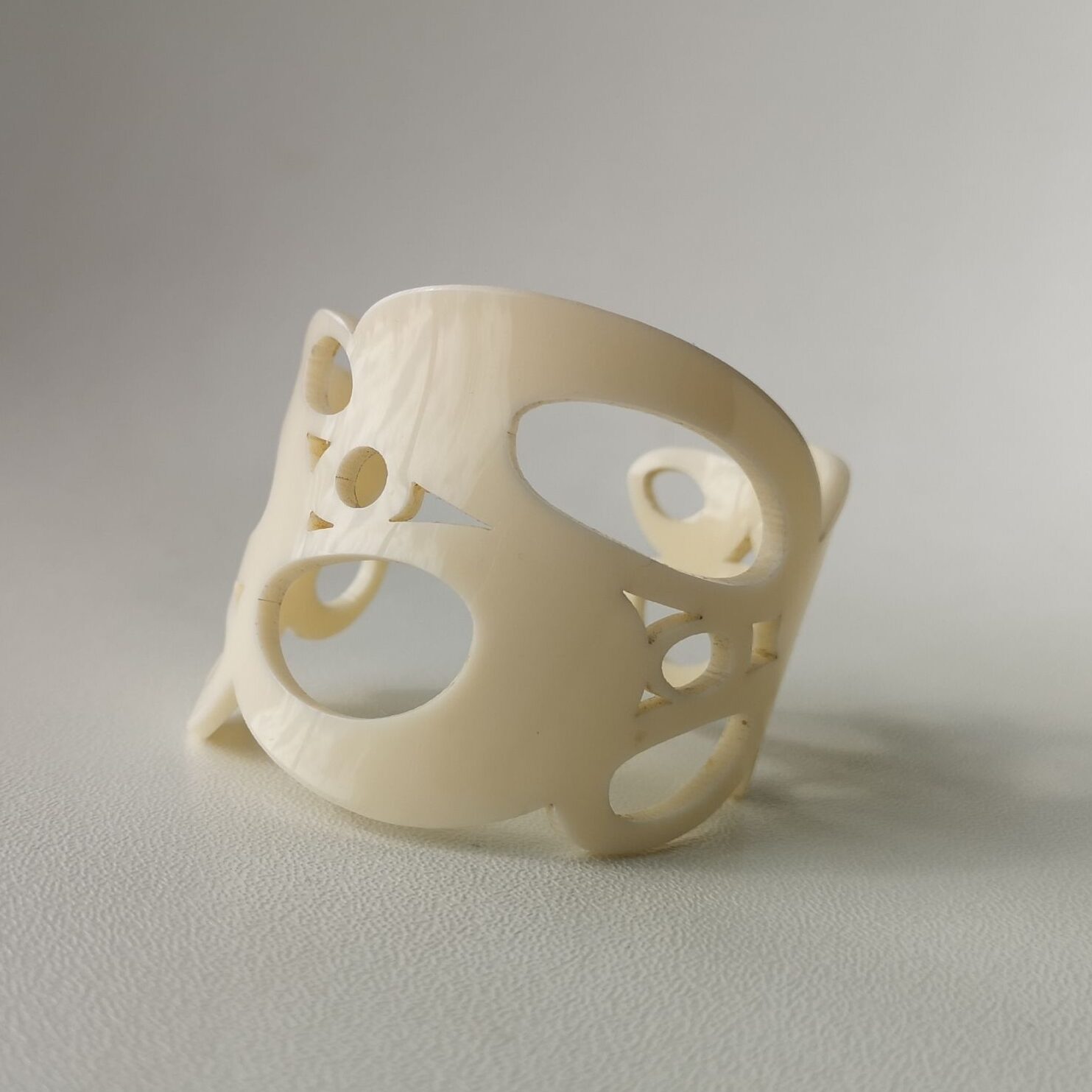 White Orbit cuff W