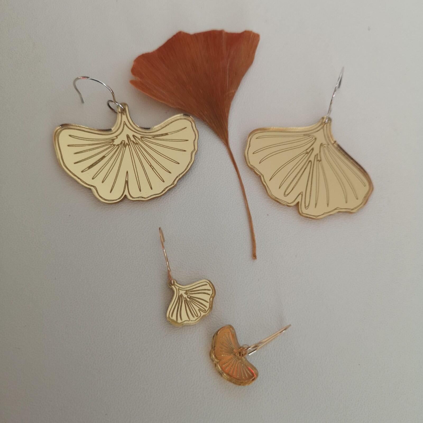 GINKOGOLDLARGEANDSMALL.jpg