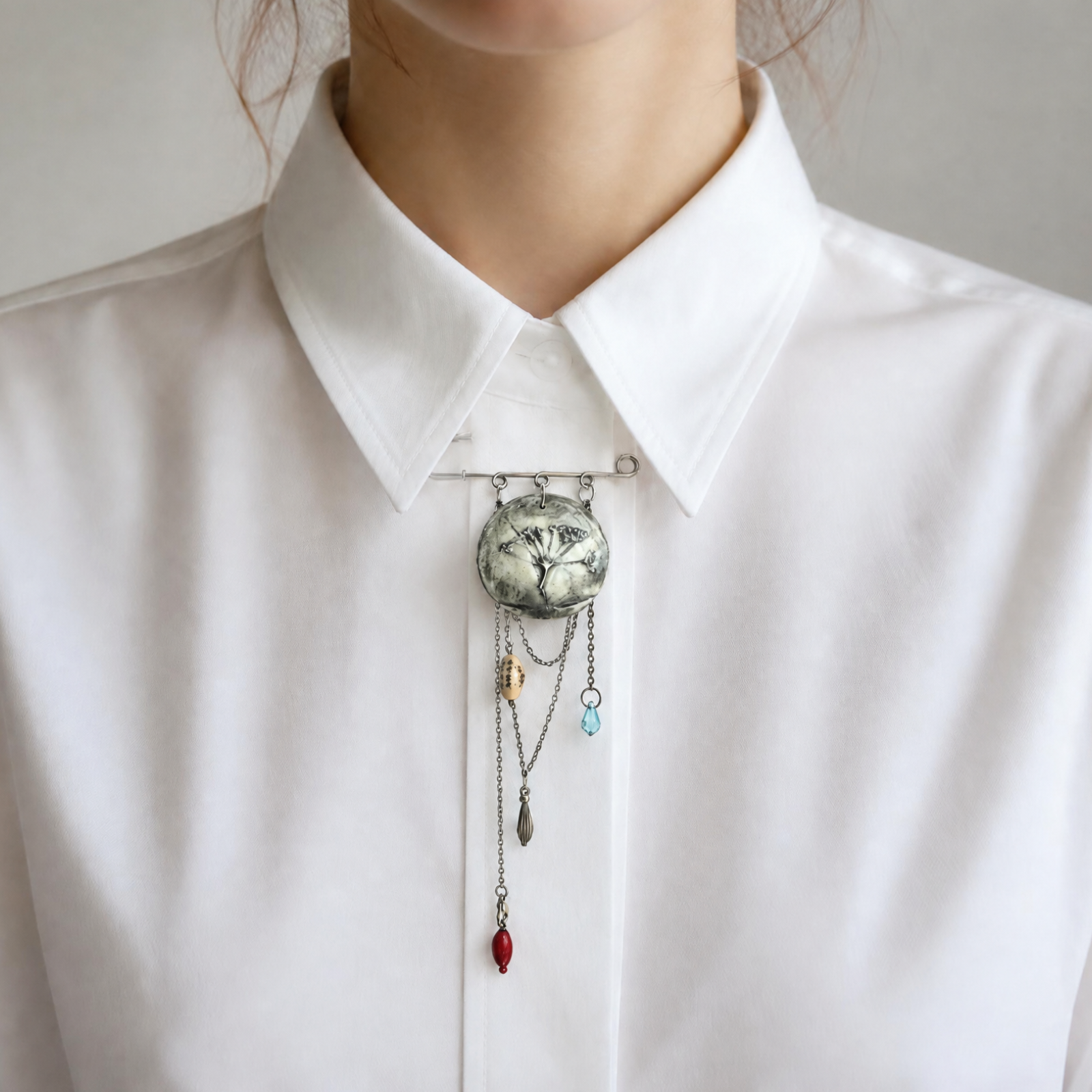 Botanic brooch - Image 1